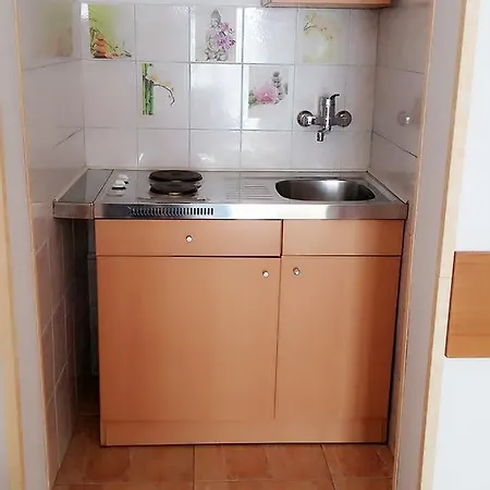 Apartment Studio 7692b *