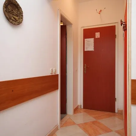 Apartment Studio 7692b *